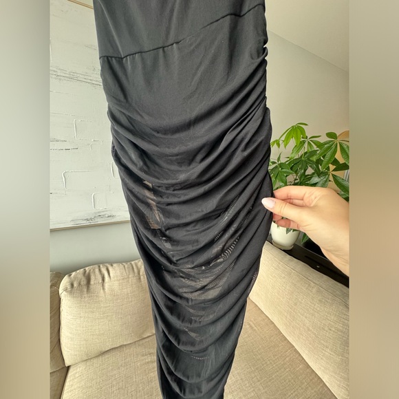 Ruched Bodycon Off Shoulder Dress Size US 6 - Picture 6 of 9